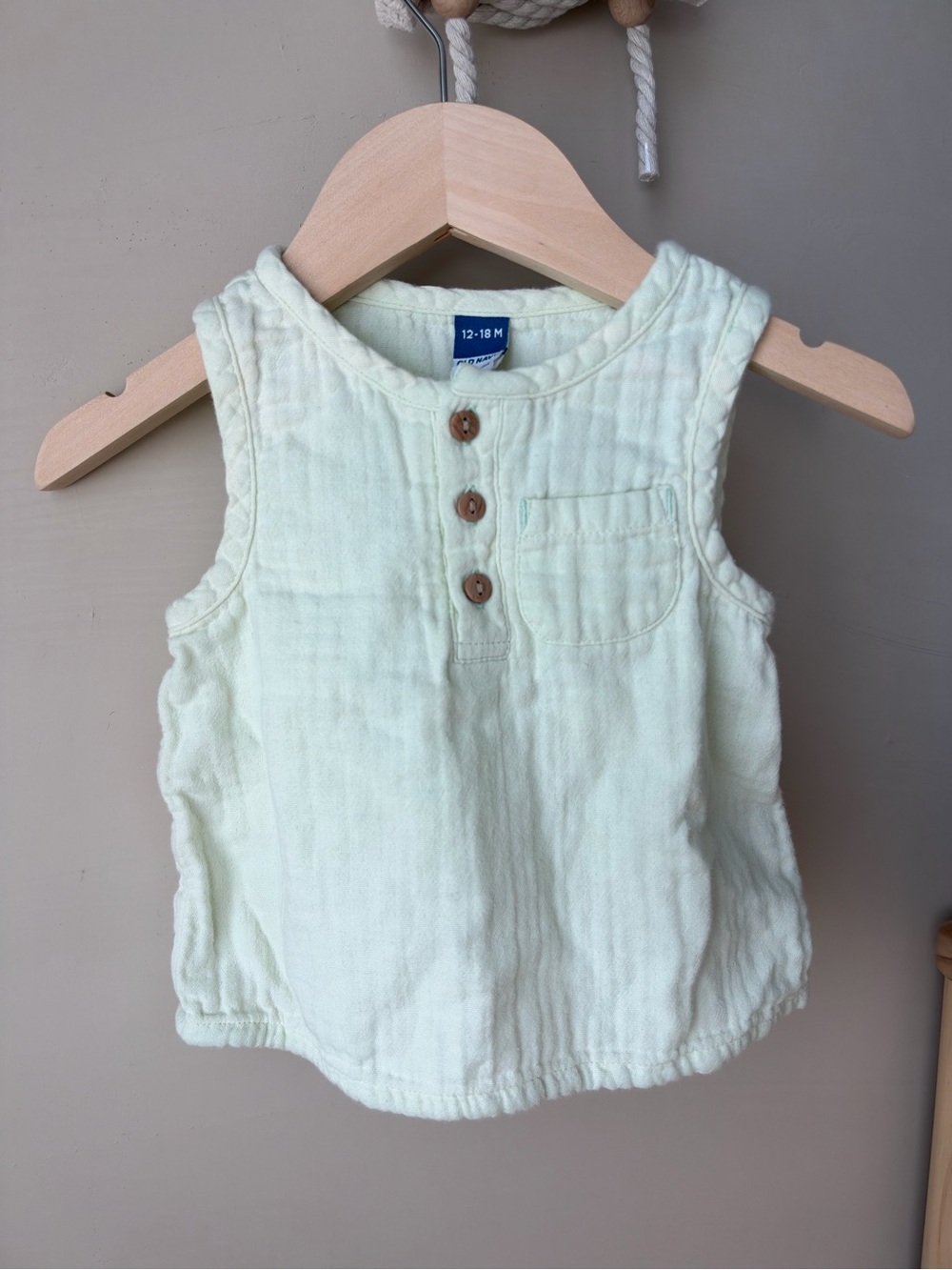 Old Navy Cotton Tank Top - 12-18M